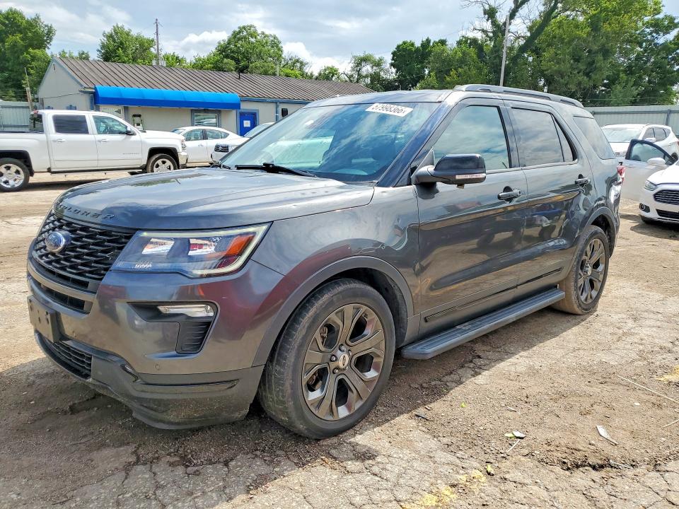 FORD EXPLORER 2018 مع رقم تعريف المركبة 1FM5K8GT3JGC07243 - صورة من المزاد