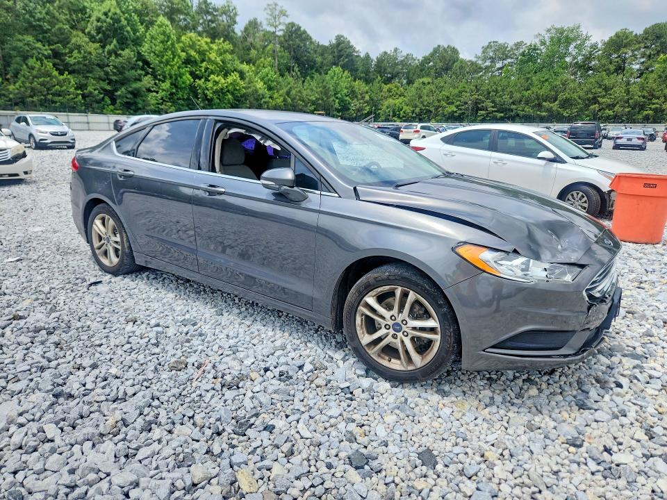 Photo 4 from auction – 2018 FORD FUSION with VIN 3FA6P0HD6JR227665