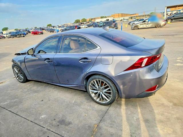 Photo 2 from auction – 2014 LEXUS IS with VIN JTHBF1D21E5014362