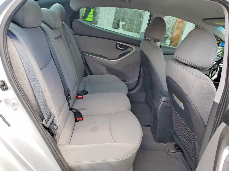 Photo 10 from auction – 2013 HYUNDAI ELANTRA with VIN 5NPDH4AE9DH153352