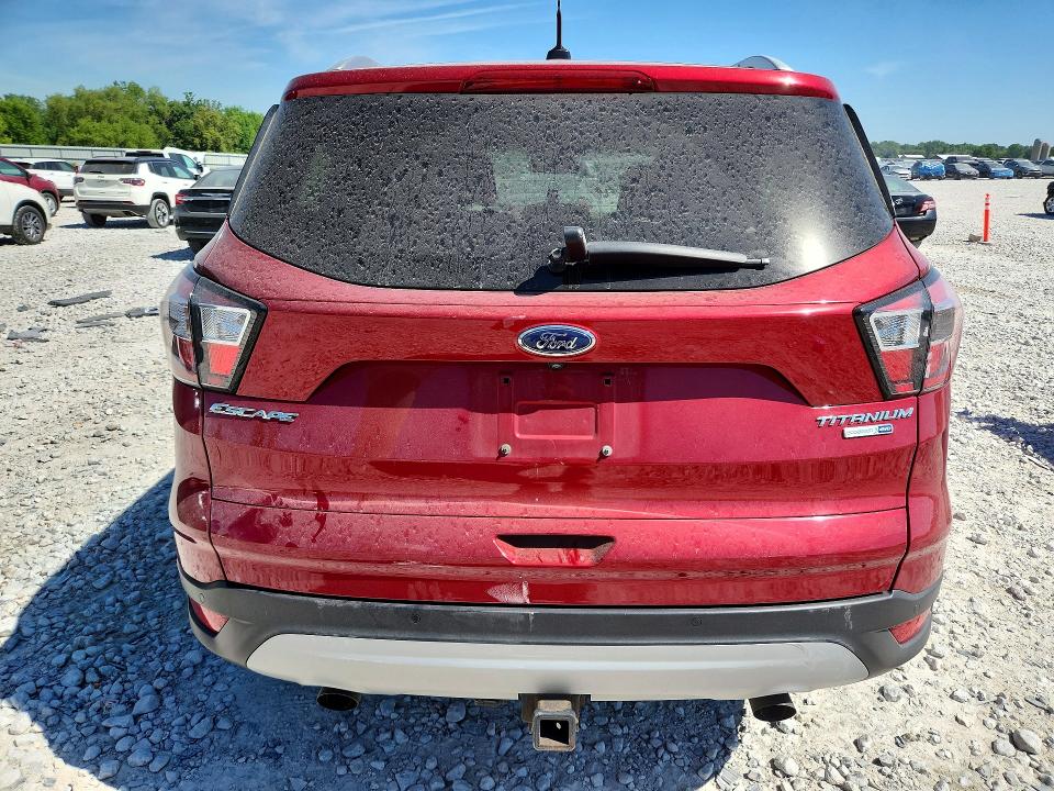 Photo 6 from auction – 2017 FORD ESCAPE with VIN 1FMCU9J91HUE52218