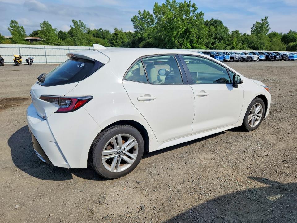 Photo 3 from auction – 2021 TOYOTA COROLLA HATCHBACK with VIN JTND4MBEXM3139252