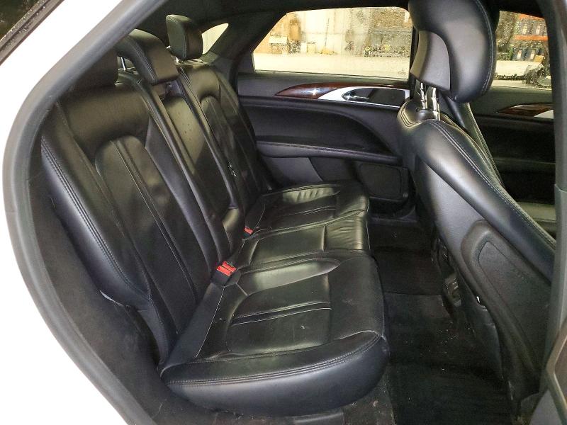 Photo 10 from auction – 2017 LINCOLN MKZ with VIN 3LN6L5F92HR657846
