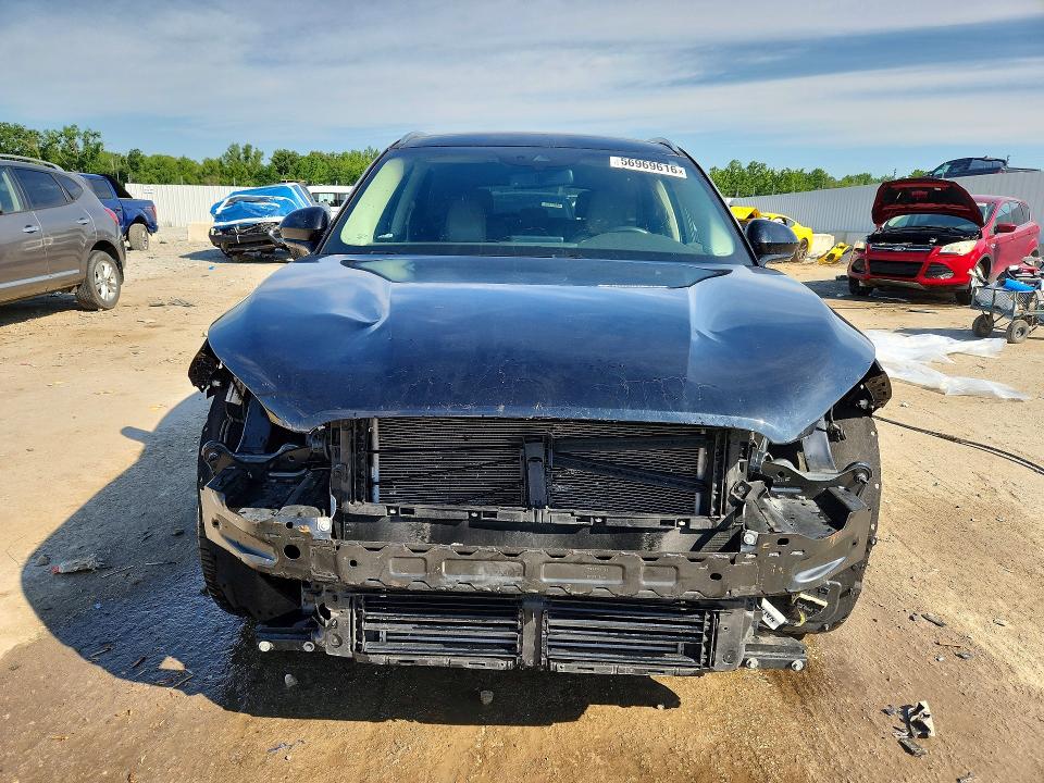 Photo 5 from auction – 2022 LINCOLN CORSAIR with VIN 5LMCJ1D99NUL30267