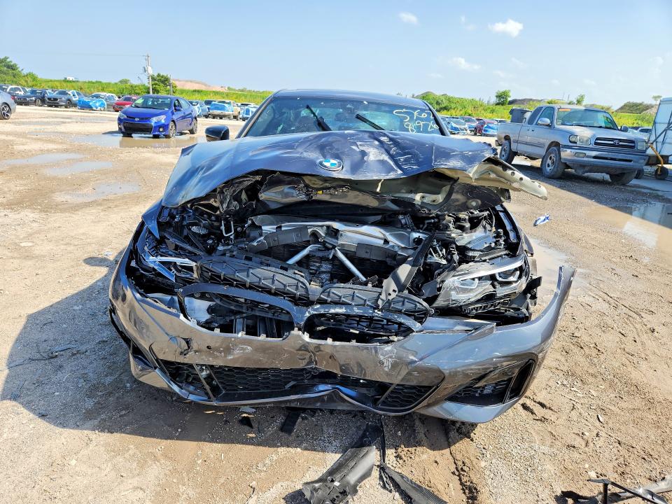 Фото 5 с аукциона – 2022 BMW M340XI с VIN 3MW5U9J07N8C62864