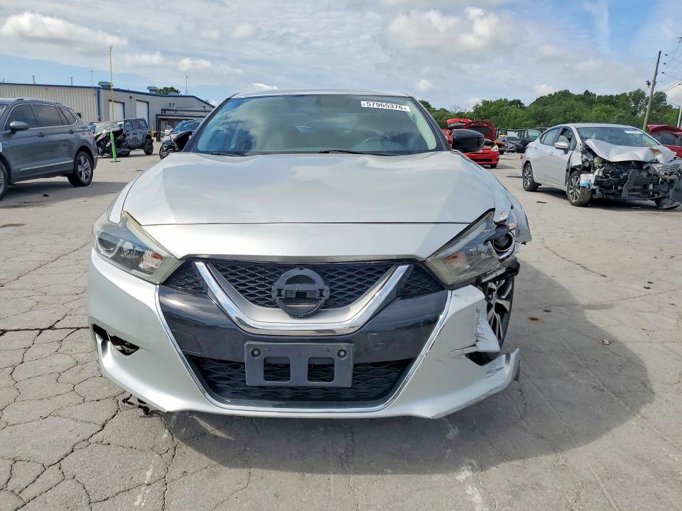 صورة رقم 5 من المزاد - 2017 NISSAN MAXIMA مع VIN 1N4AA6AP0HC422771