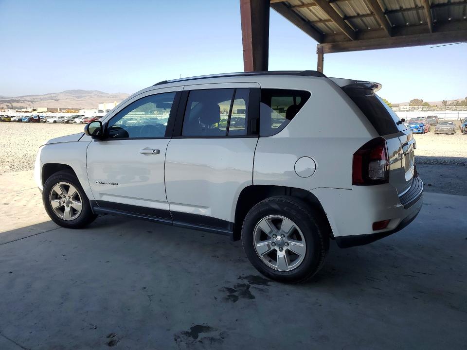 Photo 2 from auction – 2014 JEEP COMPASS with VIN 1C4NJCBAXED882191