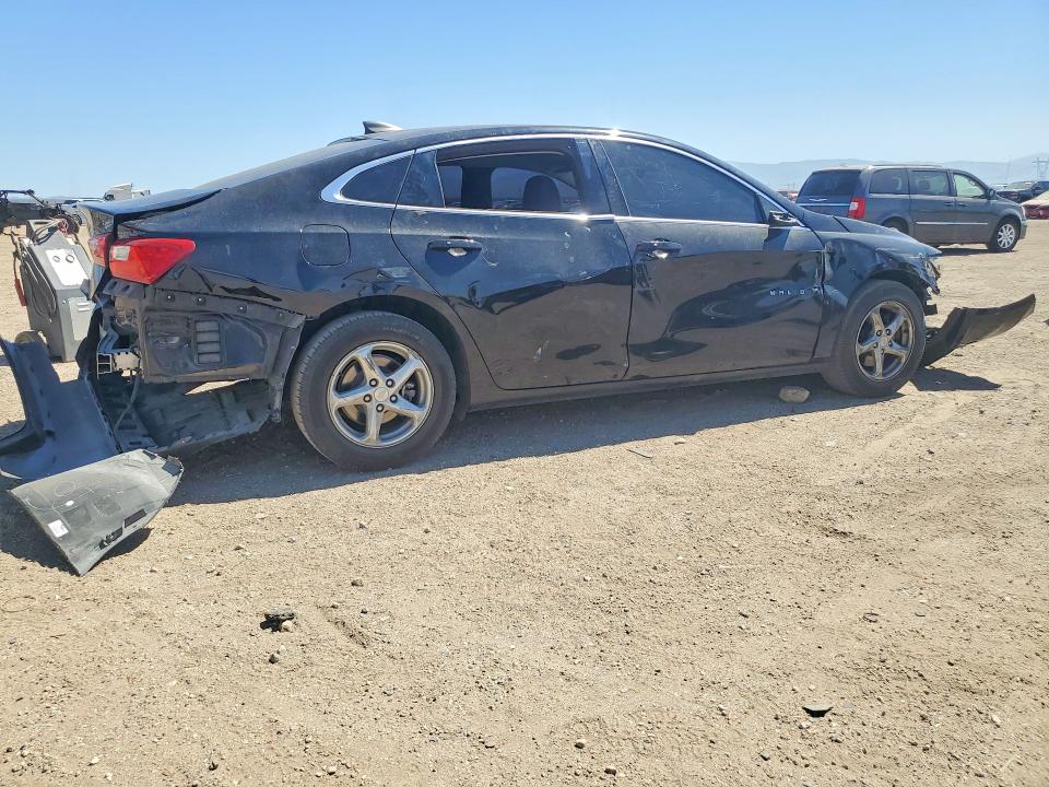 Photo 3 from auction – 2018 CHEVROLET MALIBU with VIN 1G1ZB5ST1JF274496