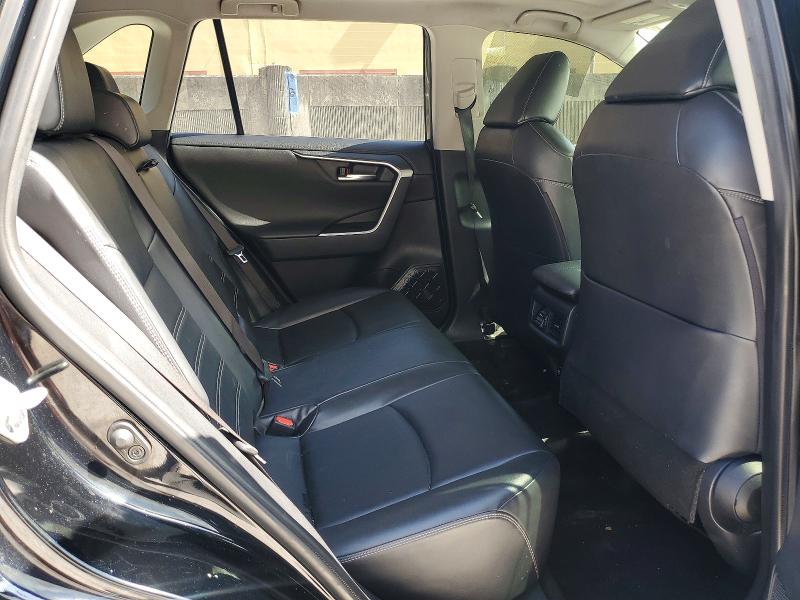 Photo 10 from auction – 2019 TOYOTA RAV4 with VIN JTMN1RFV3KD514253