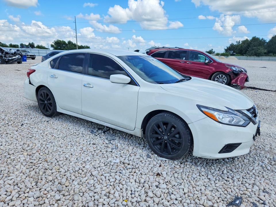Photo 4 from auction – 2018 NISSAN ALTIMA with VIN 1N4AL3AP0JC184919