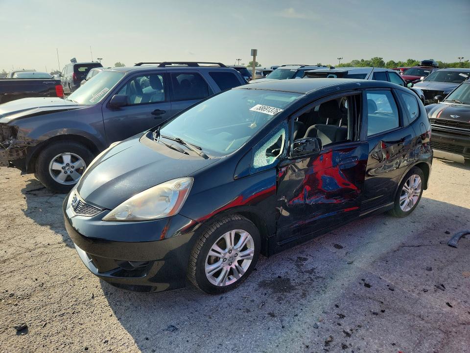 HONDA FIT 2010 with VIN JHMGE8H4XAC014072 - Photo from auction