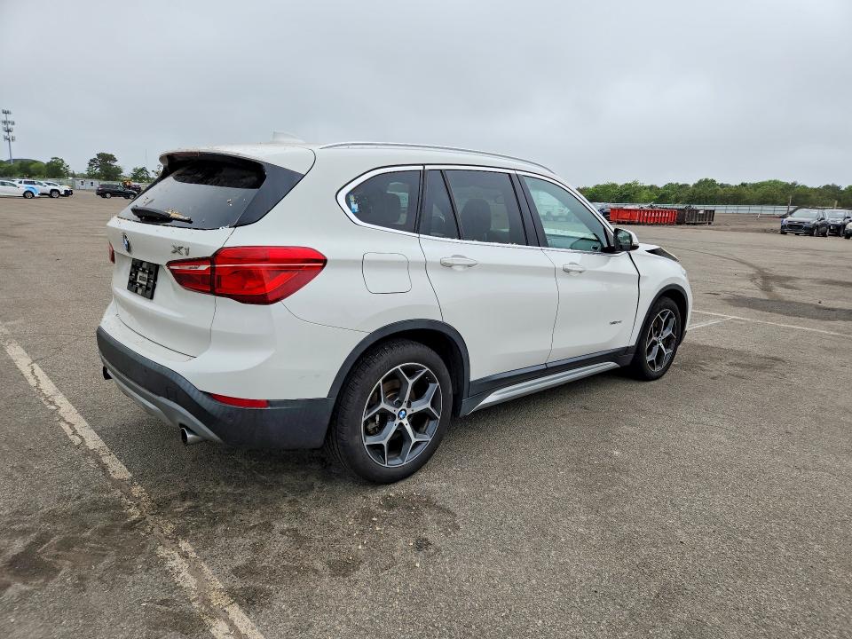Photo 3 from auction – 2016 BMW X1 with VIN WBXHT3C35G5E56449