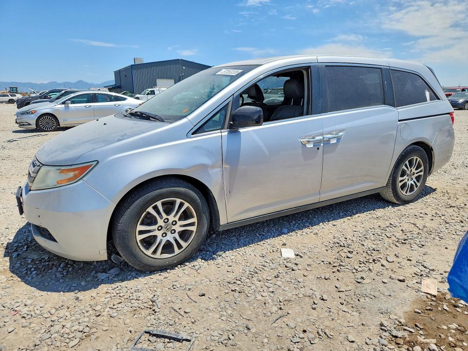 HONDA ODYSSEY 2011 with VIN 5FNRL5H65BB104489 - Photo from auction