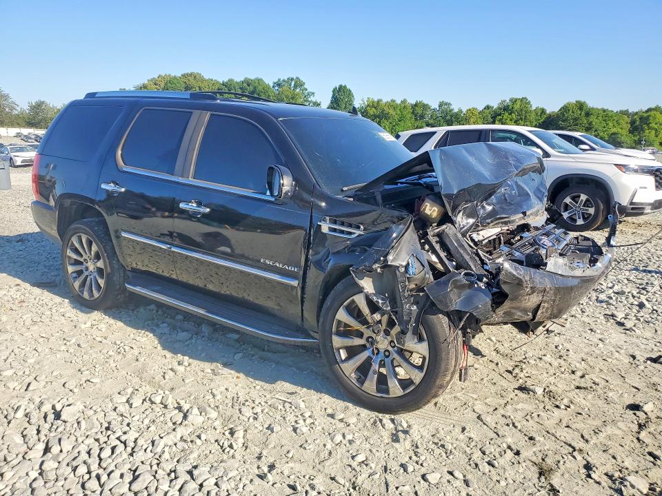 Photo 4 from auction – 2010 CADILLAC ESCALADE with VIN 1GYUKBEF7AR213636