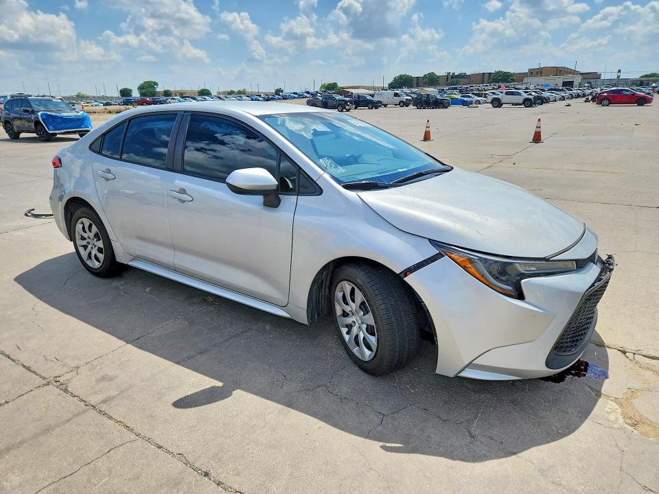 Zdjęcie 4 z aukcji – 2022 TOYOTA COROLLA z VIN 5YFEPMAEXNP376060