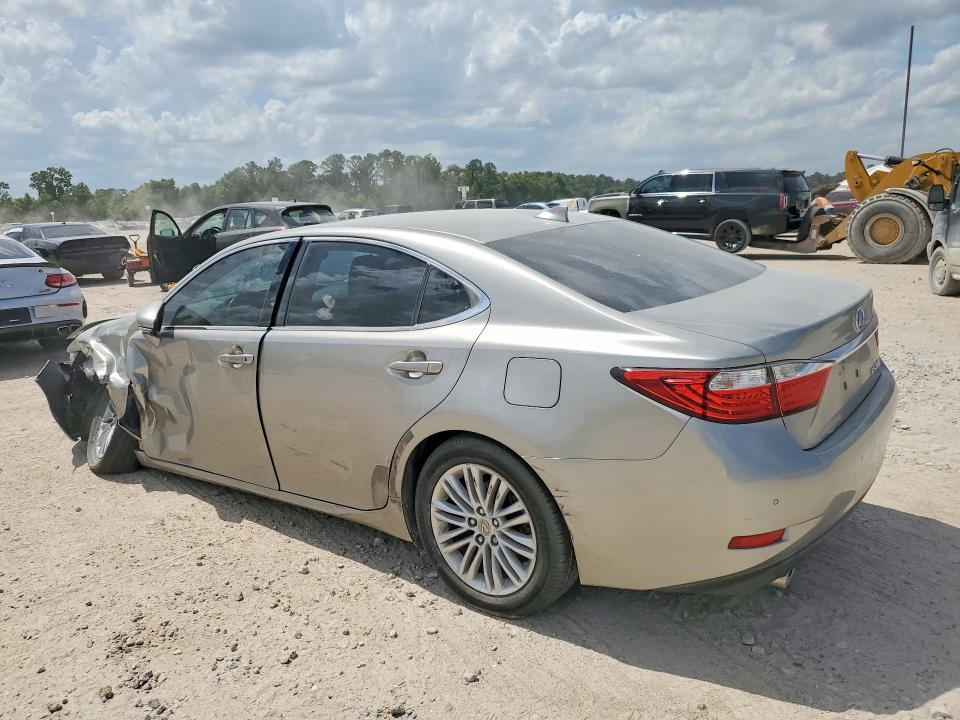 Photo 2 from auction – 2015 LEXUS ES with VIN JTHBK1GG4F2208700