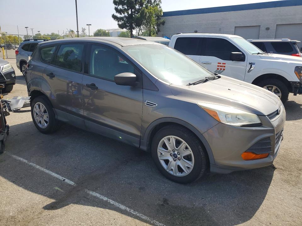 Photo 4 from auction – 2014 FORD ESCAPE with VIN 1FMCU0F73EUD61868