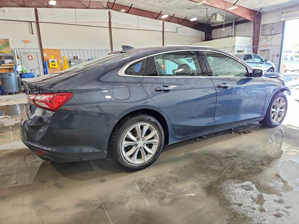 Photo 3 from auction – 2019 CHEVROLET MALIBU with VIN 1G1ZD5ST3KF113806