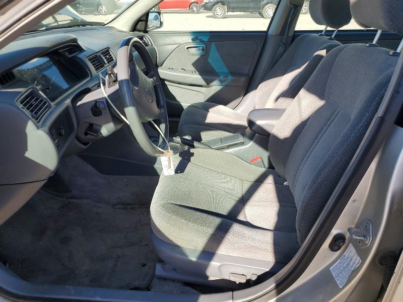 Photo 7 from auction – 2001 TOYOTA CAMRY with VIN 4T1BG22K01U770767