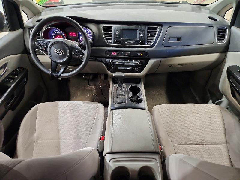Photo 8 from auction – 2017 KIA SEDONA with VIN KNDMB5C16H6308506