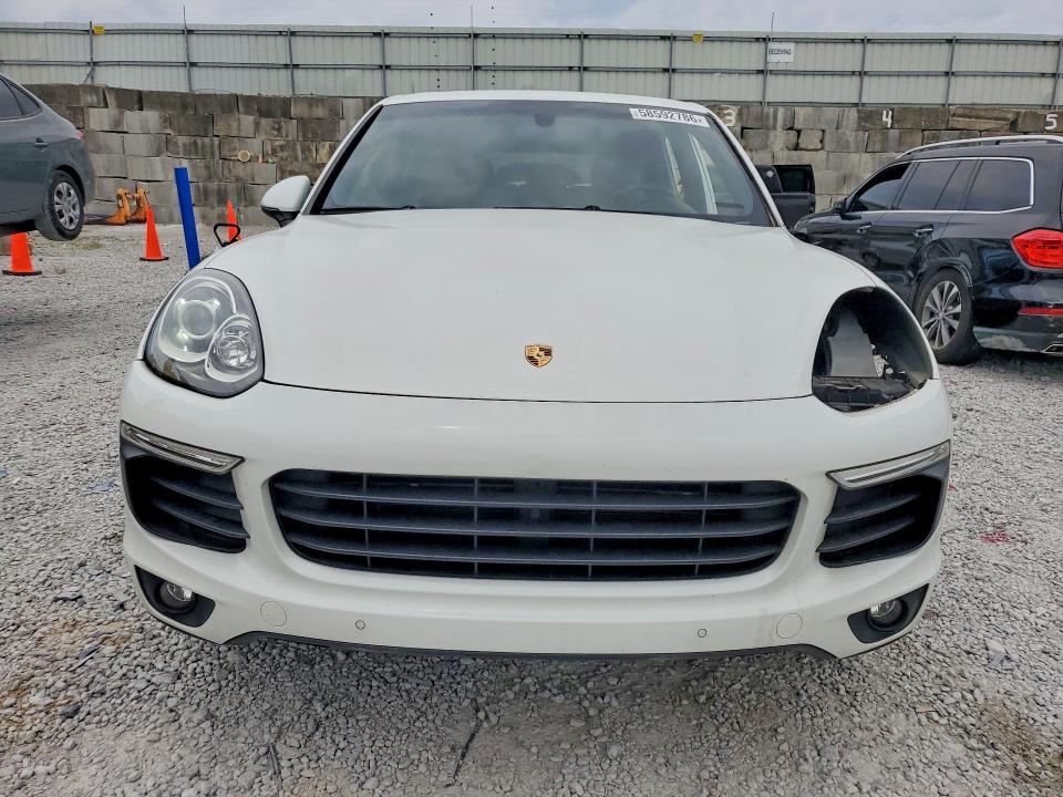 Photo 5 from auction – 2016 PORSCHE CAYENNE with VIN WP1AA2A2XGLA09096