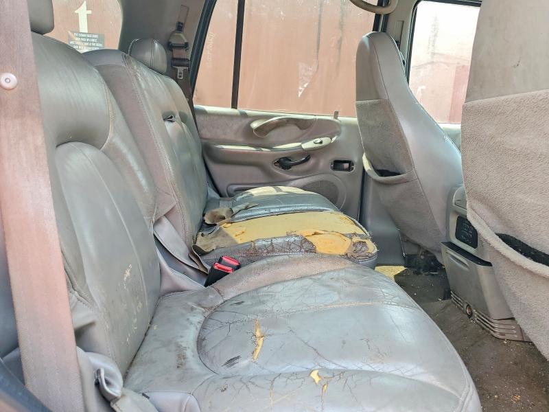 Photo 11 from auction – 2002 FORD EXPEDITION with VIN 1FMRU15L32LA49565