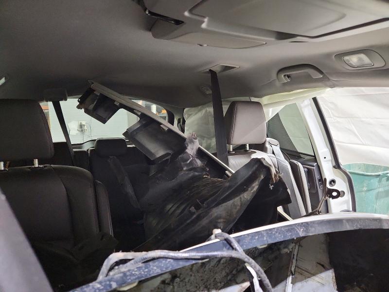 Photo 10 from auction – 2019 HONDA ODYSSEY with VIN 5FNRL6H92KB021702