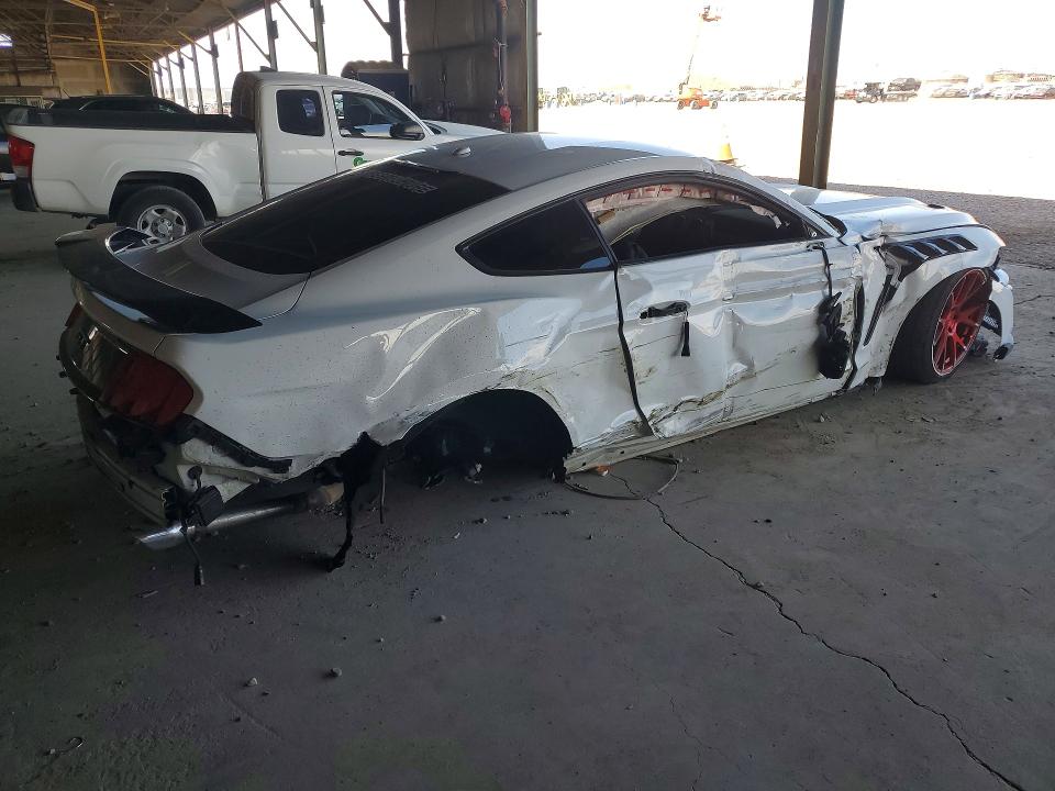 Photo 3 from auction – 2016 FORD MUSTANG with VIN 1FA6P8CF5G5215798