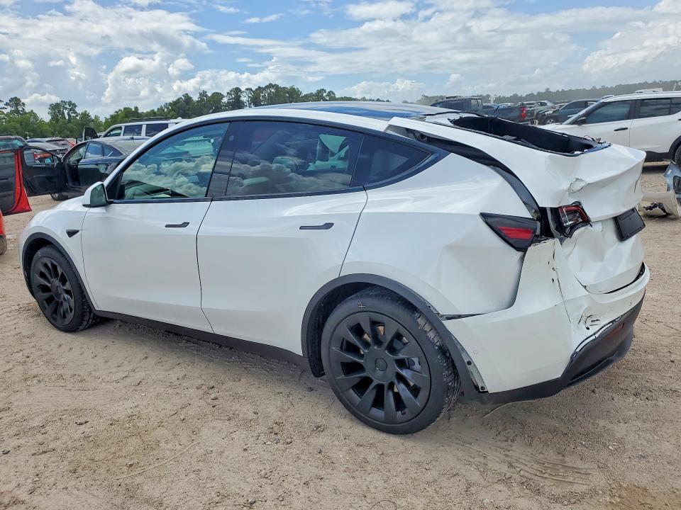 Photo 2 from auction – 2021 TESLA MODEL Y with VIN 5YJYGAEE7MF151580