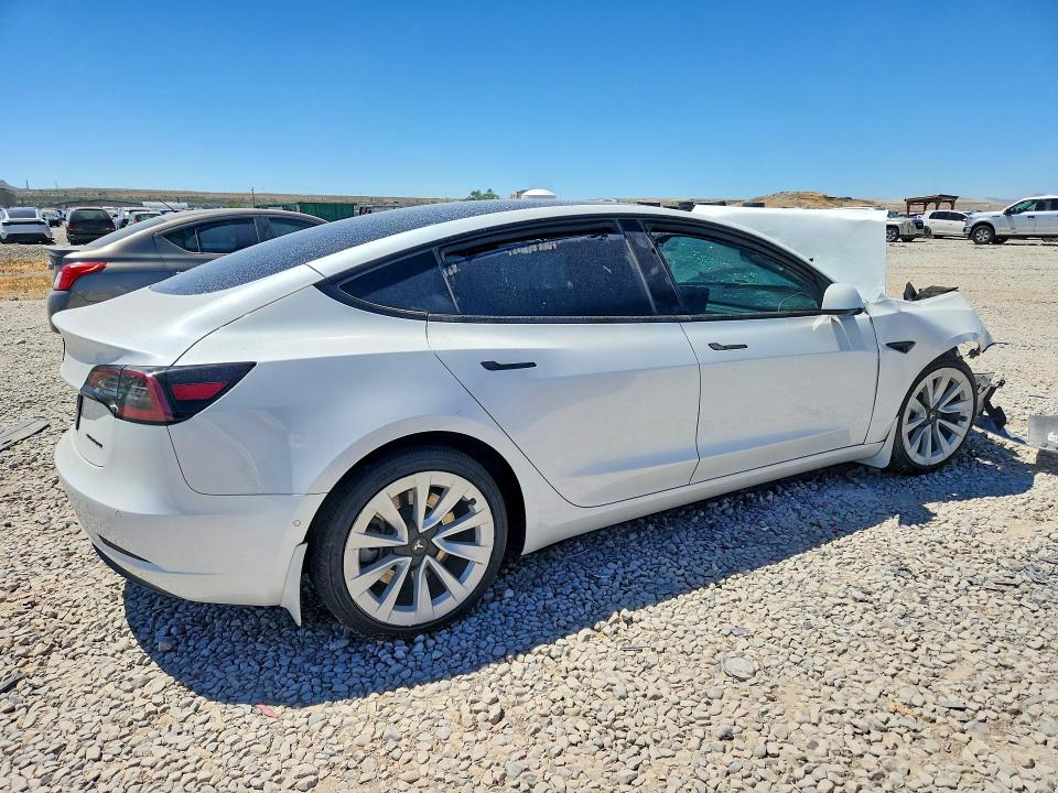 Фото 3 с аукциона – 2021 TESLA MODEL 3 с VIN 5YJ3E1EB7MF980526
