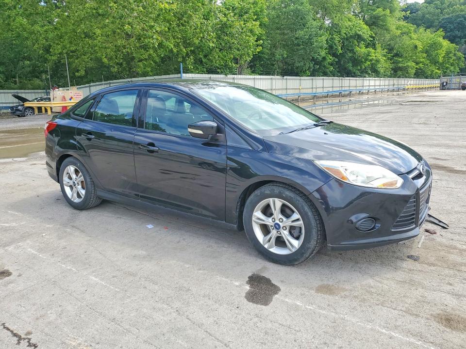 Photo 4 from auction – 2014 FORD FOCUS with VIN 1FADP3F27EL390002