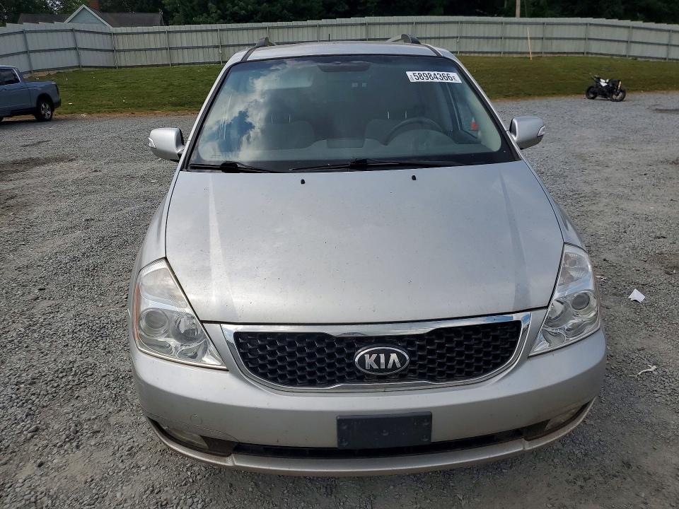 Photo 5 from auction – 2014 KIA SEDONA with VIN KNDMG4C77E6537742