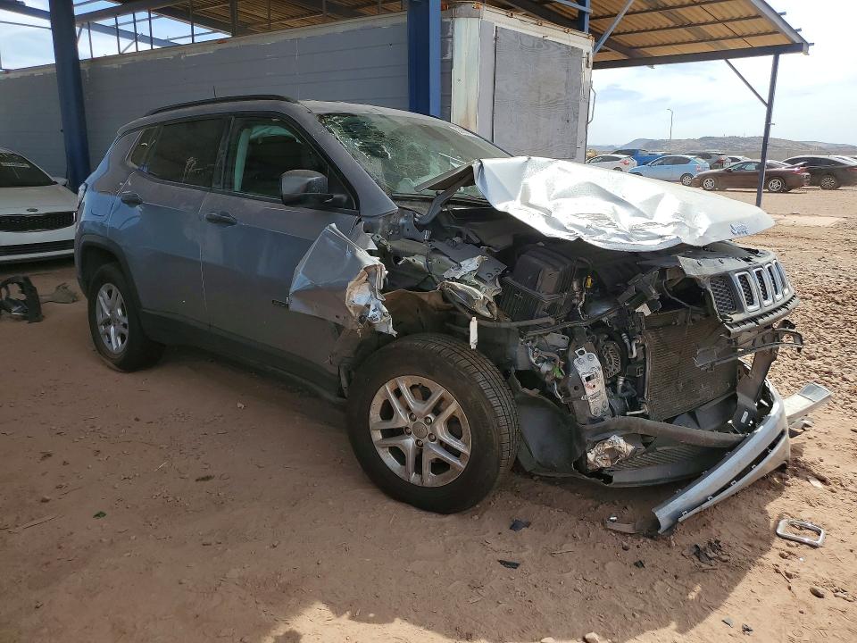 Photo 4 from auction – 2018 JEEP COMPASS with VIN 3C4NJCAB0JT124195