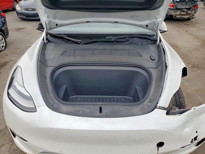 Photo 11 from auction – 2022 TESLA MODEL Y with VIN 7SAYGDEE3NF320922