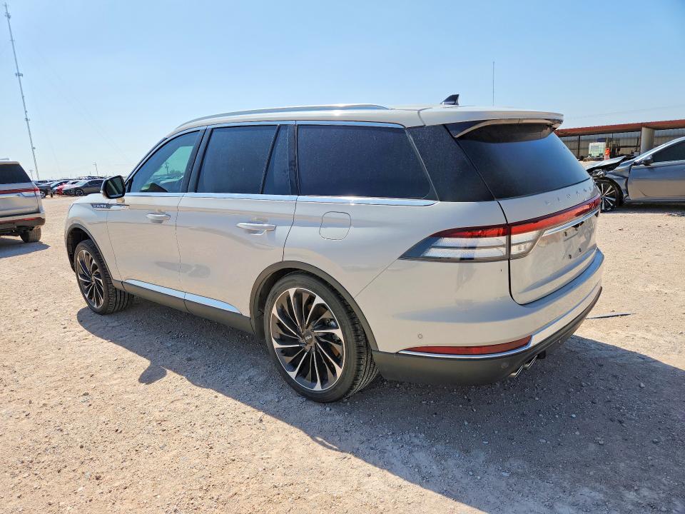 Photo 2 from auction – 2024 LINCOLN AVIATOR with VIN 5LM5J7XC3RGL01001