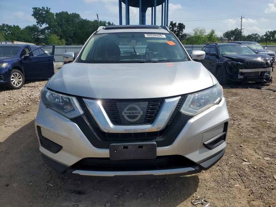 Photo 5 from auction – 2017 NISSAN ROGUE with VIN 5N1AT2MV6HC858477