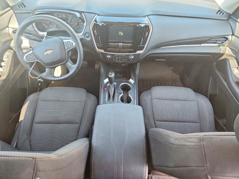 Photo 8 from auction – 2019 CHEVROLET TRAVERSE with VIN 1GNEVLKW7KJ222002