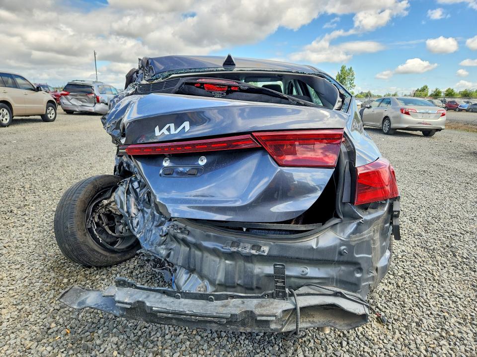 Photo 6 from auction – 2023 KIA FORTE with VIN 3KPF24AD2PE596811