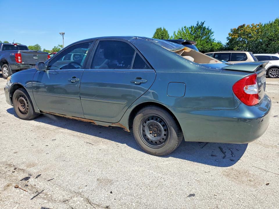 Photo 2 from auction – 2002 TOYOTA CAMRY with VIN 4T1BE32K02U515873