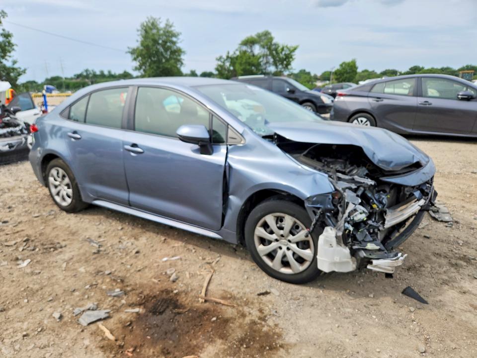 Photo 4 from auction – 2022 TOYOTA COROLLA with VIN JTDEPMAEXNJ222775