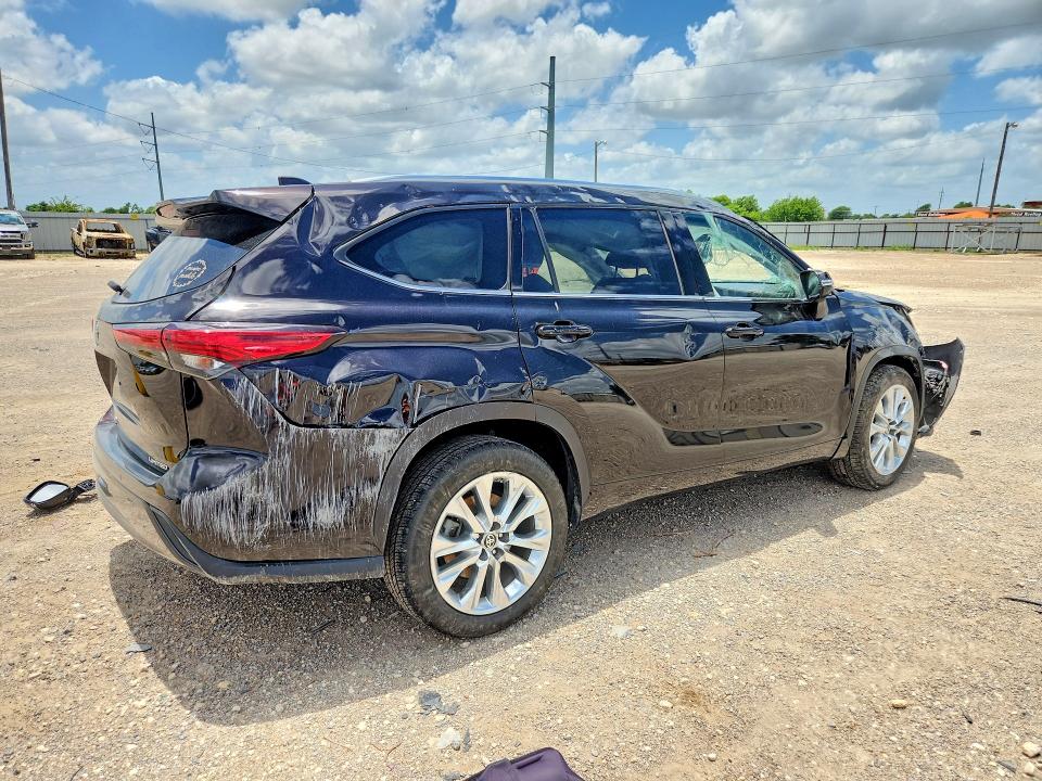 Photo 3 from auction – 2020 TOYOTA HIGHLANDER with VIN 5TDYZRAH6LS003519