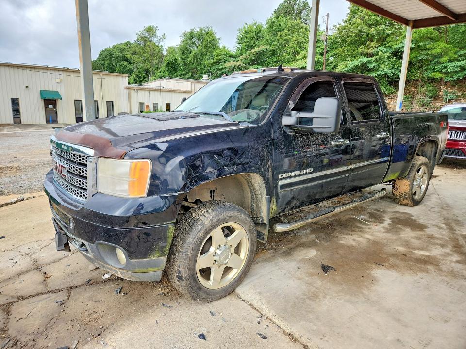 GMC SIERRA 2011 with VIN 1GT125C87BF197732 - Photo from auction