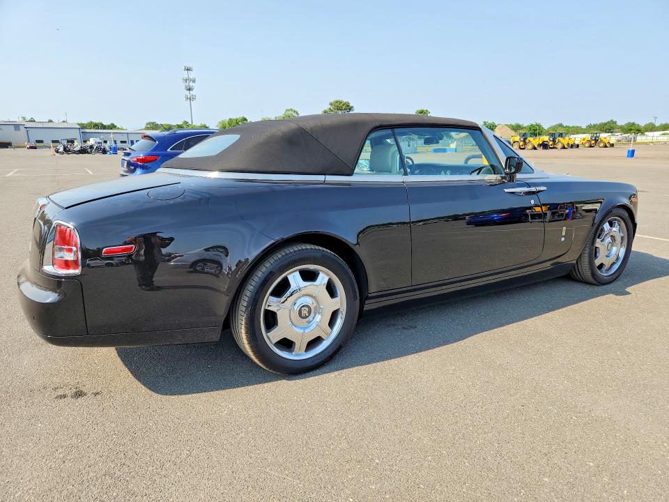 Photo 3 from auction – 2009 ROLLS-ROYCE PHANTOM with VIN SCA2D68529UX16220