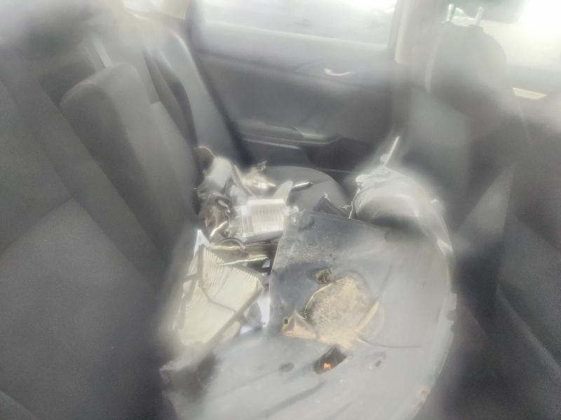 Photo 10 from auction – 2018 HONDA CIVIC with VIN 2HGFC2F87JH025454