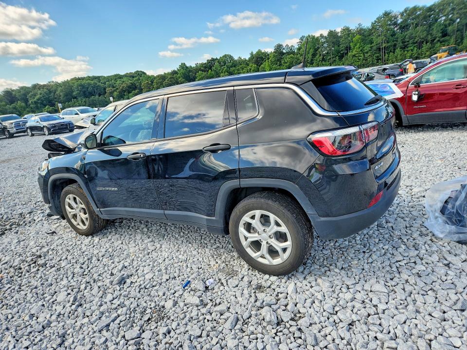 Photo 2 from auction – 2024 JEEP COMPASS with VIN 3C4NJDANXRT124622
