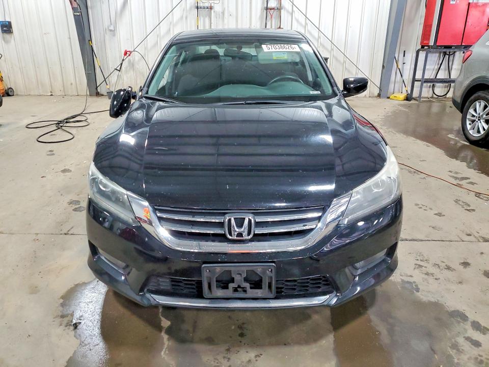 Photo 5 from auction – 2014 HONDA ACCORD with VIN 1HGCR2F56EA235538