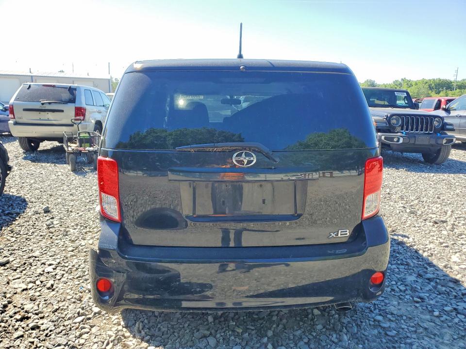 Photo 6 from auction – 2012 SCION XB with VIN JTLZE4FE5CJ020525