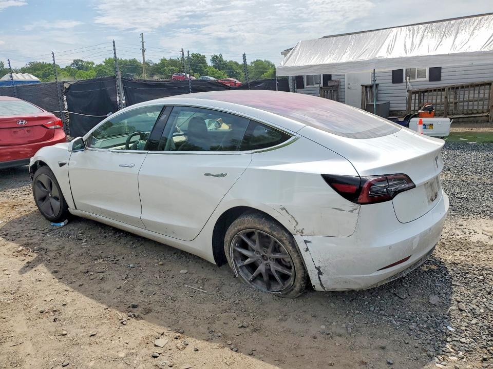 Photo 2 from auction – 2018 TESLA MODEL 3 with VIN 5YJ3E1EAXJF026193