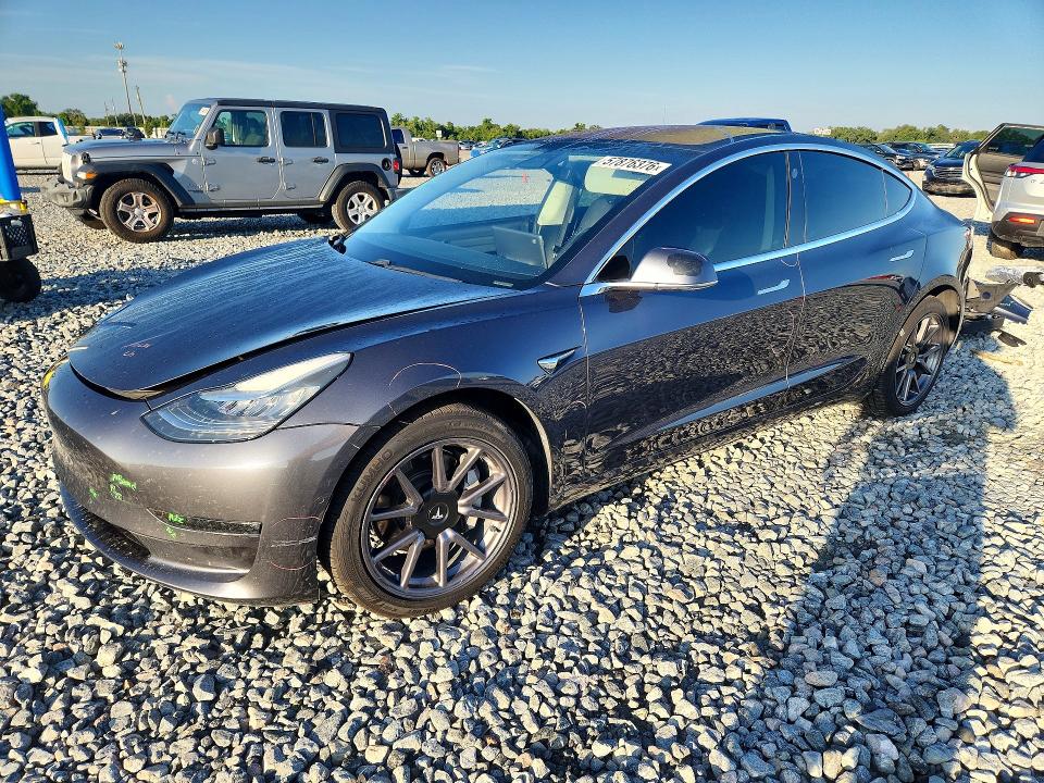 TESLA MODEL 3 2019 with VIN 5YJ3E1EA8KF313534 - Photo from auction