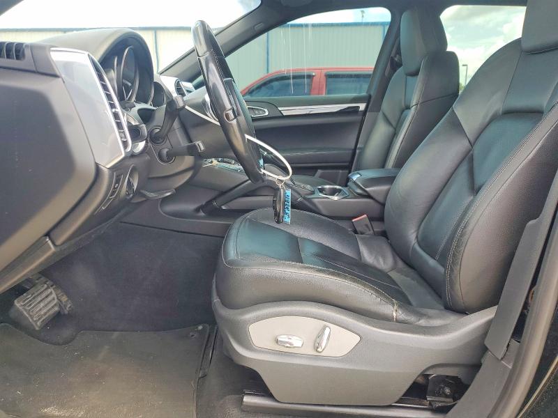 Photo 7 from auction – 2013 PORSCHE CAYENNE with VIN WP1AA2A24DLA07064